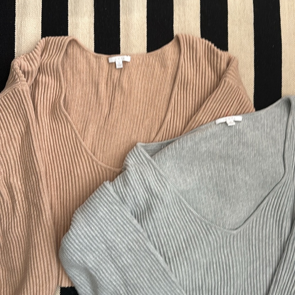 Lunya Prima Cozy deep plunge sweater Small and Medium - Picture 2 of 2